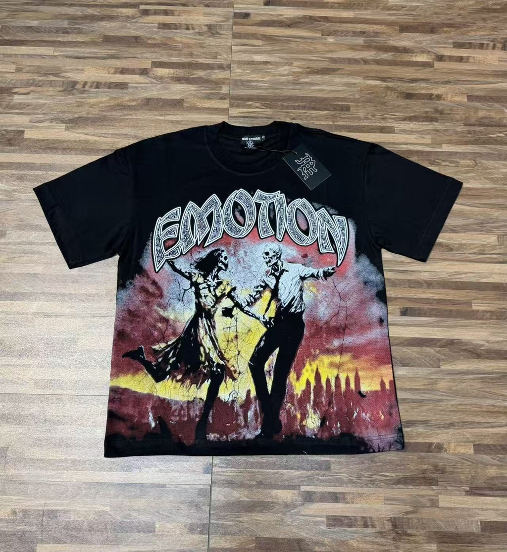 MIXED EMOTION Skeleton Graphic T-Shirt