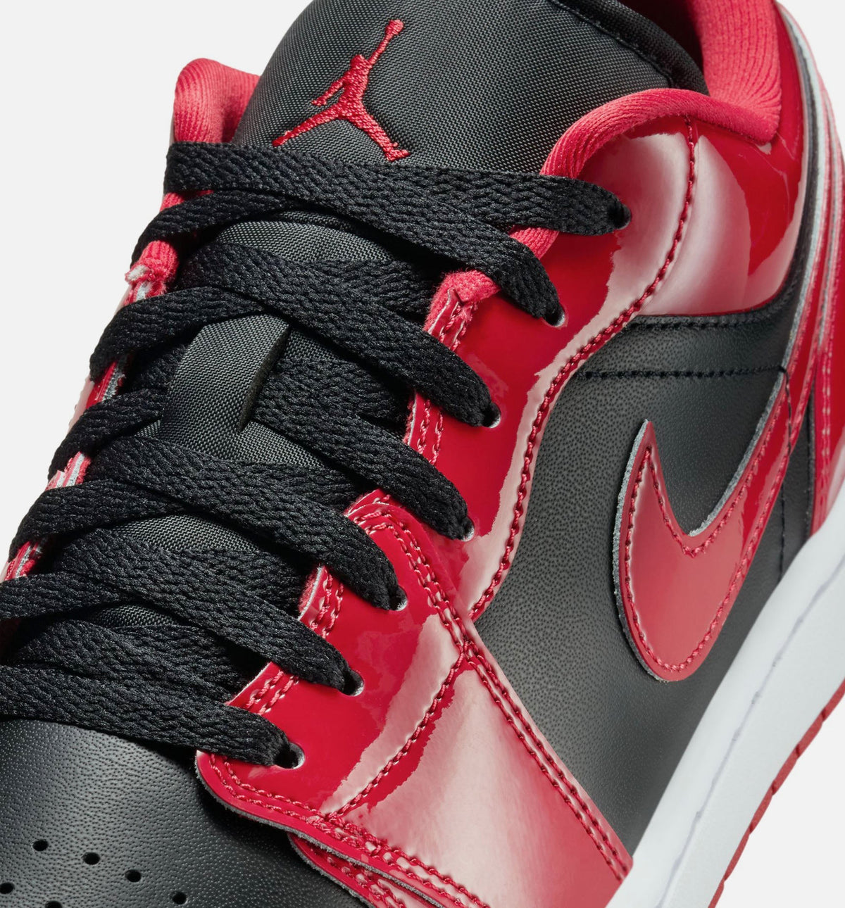 Air Jordan 1 Low SE – Men's Lifestyle Shoe in Black/Varsity Red/White