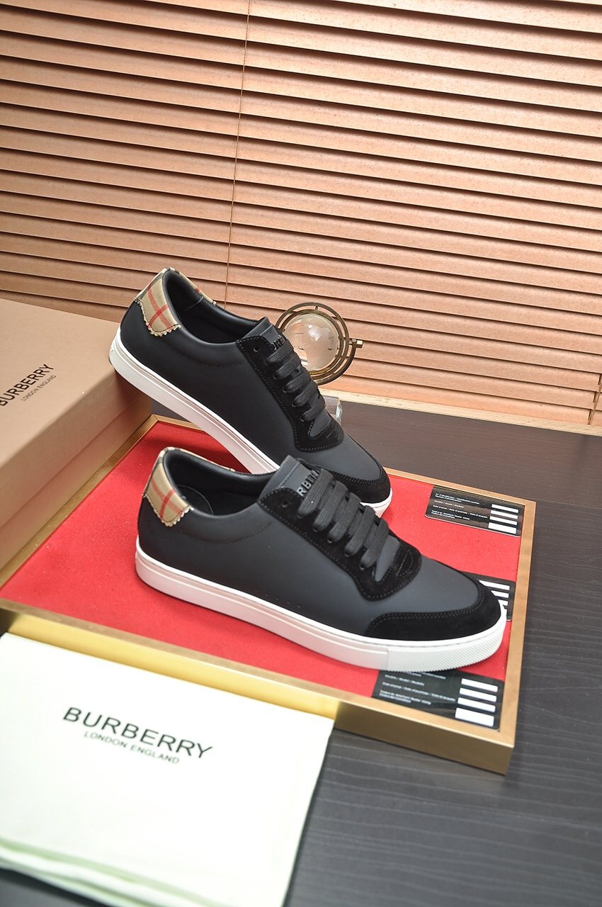 Burberry Check Heel Tab Low-Top Sneakers